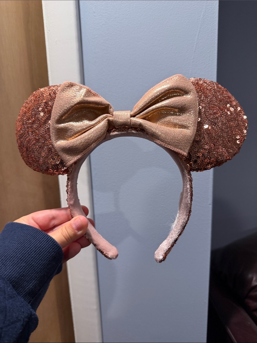 Disney Rose Gold Sequin Minnie Ears Headband